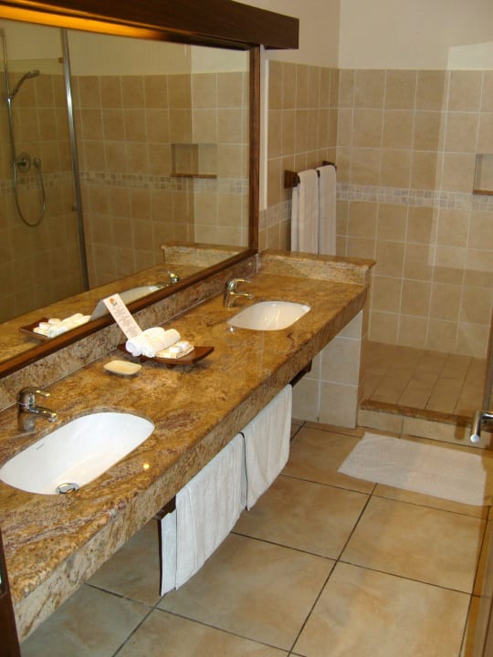 Maridad 2201 Baobab Beach Resort & Spa