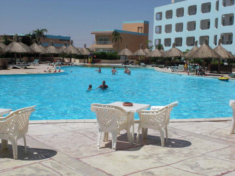 Super Pool Titanic Resort & Aqua Park