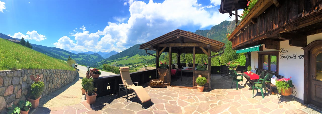 Gartenanlage Bergwald-Appartements -Alpbach
