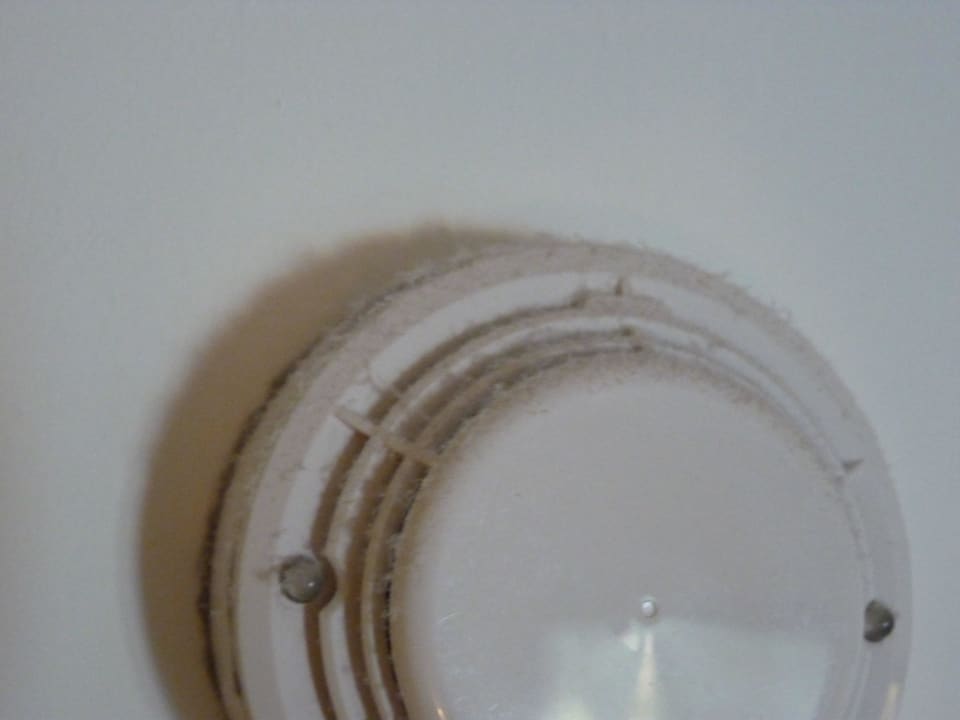 Dreck auf dem Rauchmelder Estival Isla Cristina