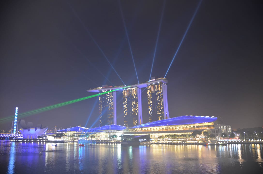 Laser Show im Marina Bay Sand The Fullerton Bay Hotel Singapore