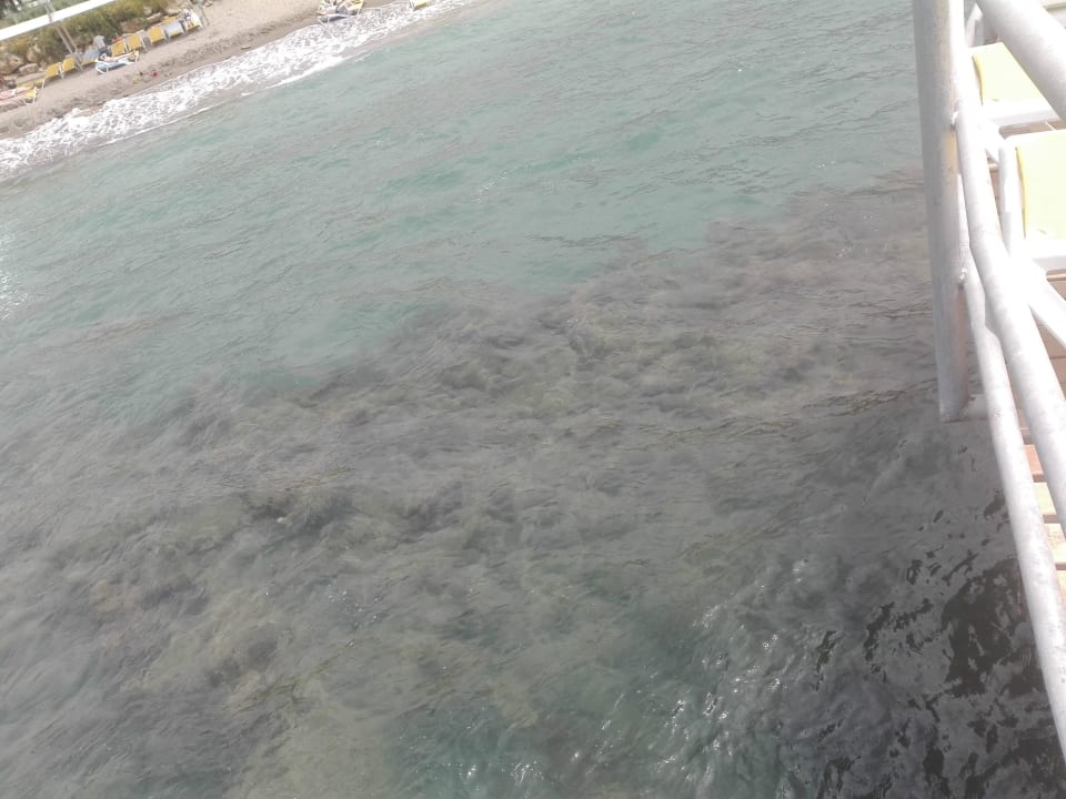 Überall Felsen Vikingen Infinity Resort & Spa