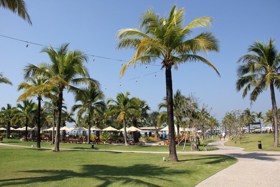 Weg zum Oceanpool The Sands Khao Lak by Katathani