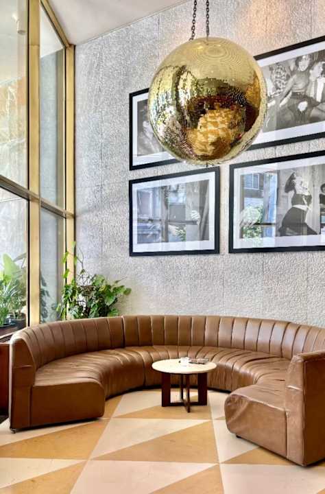 Lobby Brown Acropol, a member of Brown Hotels