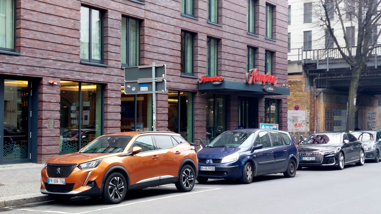 Außenansicht Hampton by Hilton Berlin City West