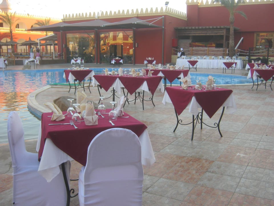 Galadinner für Stammgäste Pickalbatros Alf Leila Wa Leila Resort - Neverland Hurghada