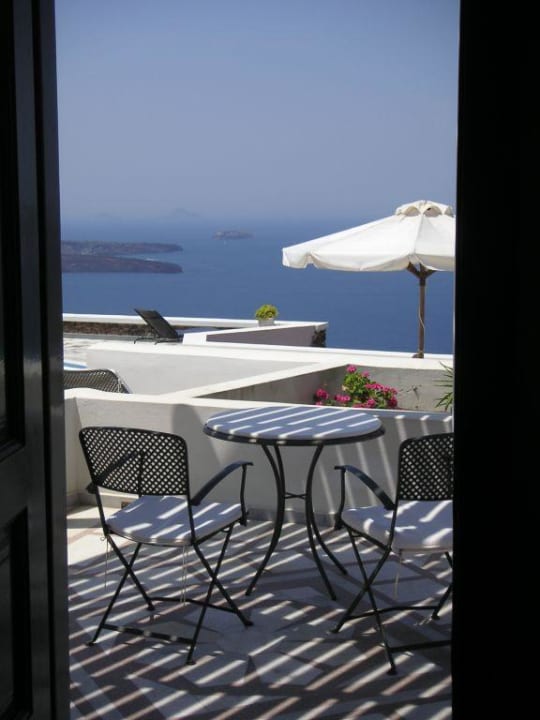 Terrasse - Calderaseite  Hotel Xenones Filotera