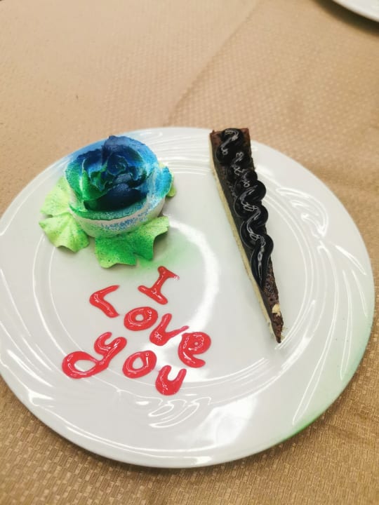 Gastro Saturn Palace Resort Hotel