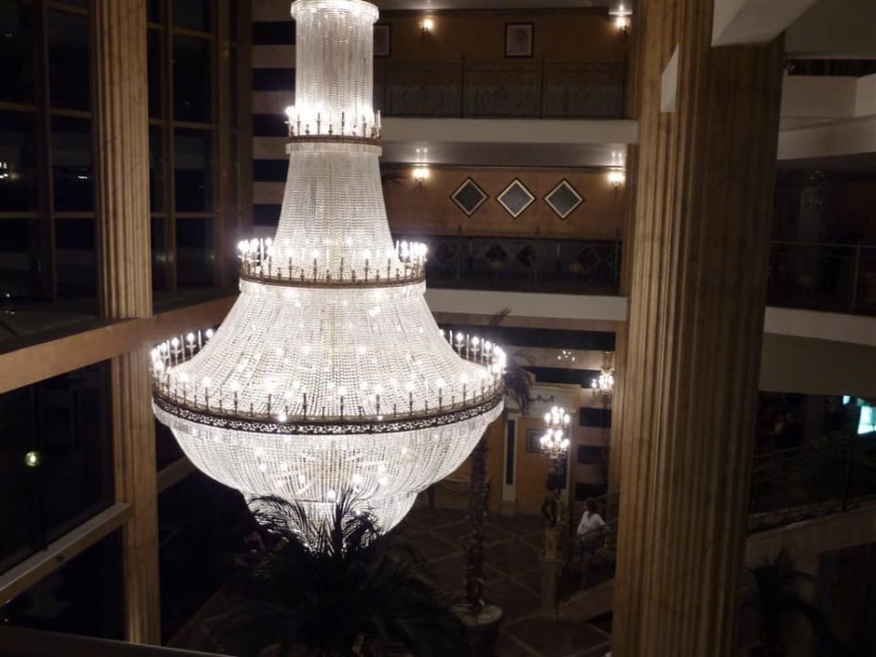 Kronleuchter Imperial Palace Hotel