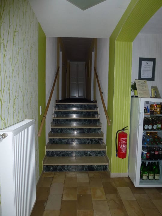 Treppe zu Zi. 1-4 Haus Übernachtenswert Cochem/Mosel