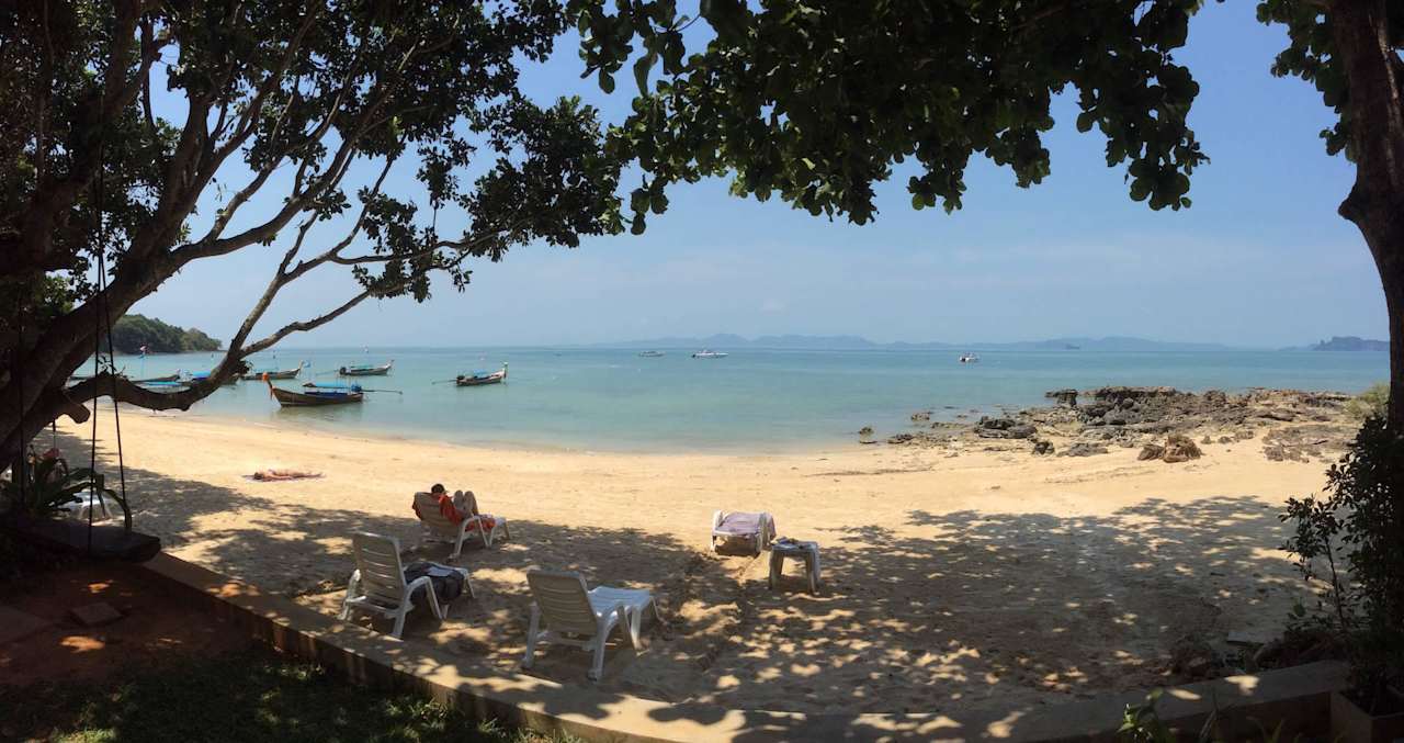 Ebbe am Morgen Hotel Bliss Resort Khlong Muang