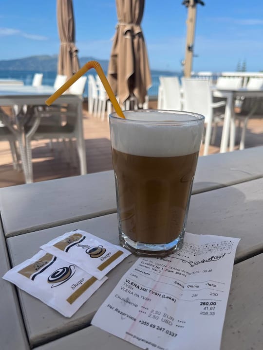 Gastro Hotel Andon Lapa i Pare