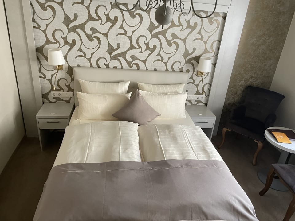 Zimmer Schloß-Hotel Petry