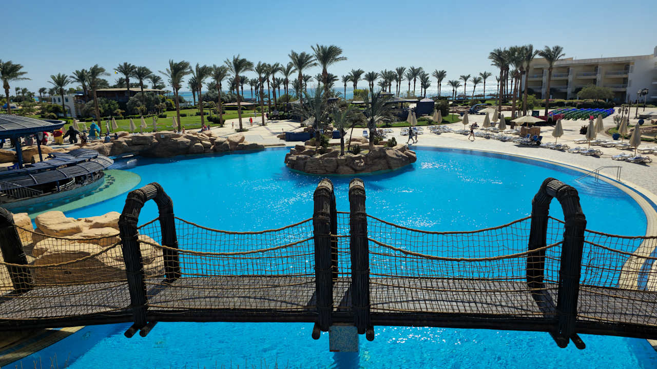 Gartenanlage Palm Royale Resort - Soma Bay