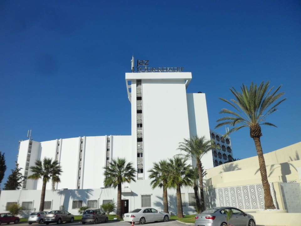 Hotelvorderansicht Hotel JAZ Tour Khalef