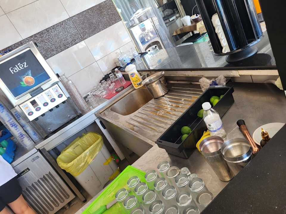 Gastro Palm World Side Resort & Spa