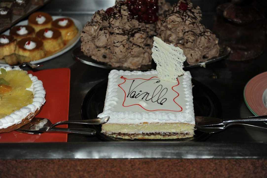 Vanillekuchen und Obsttorte  Xanadu Club Makady Bay