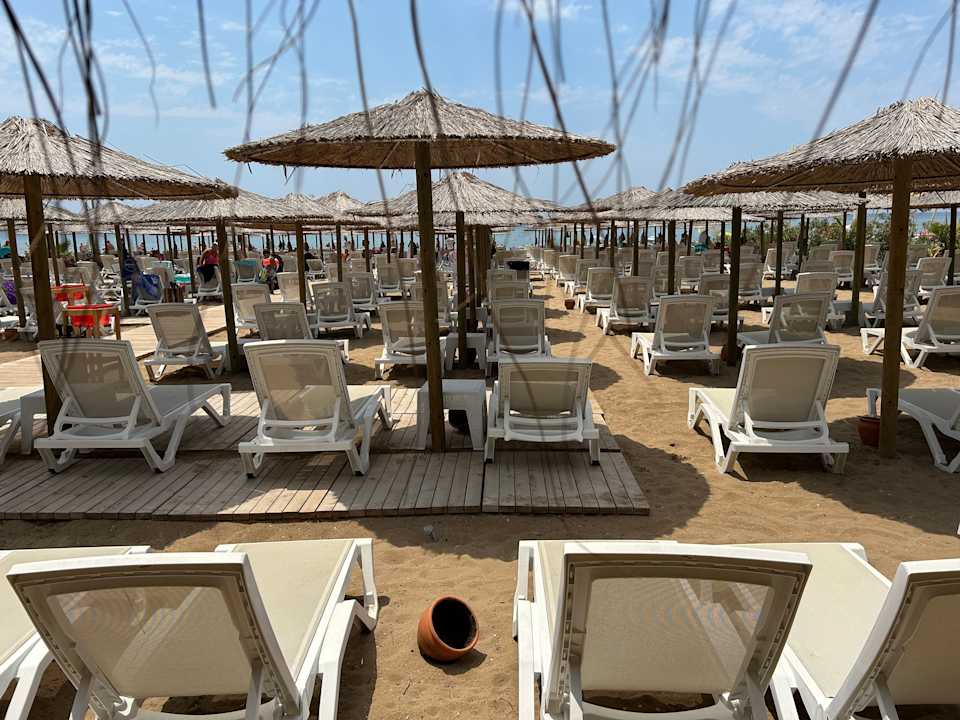 Strand Dream Fun World