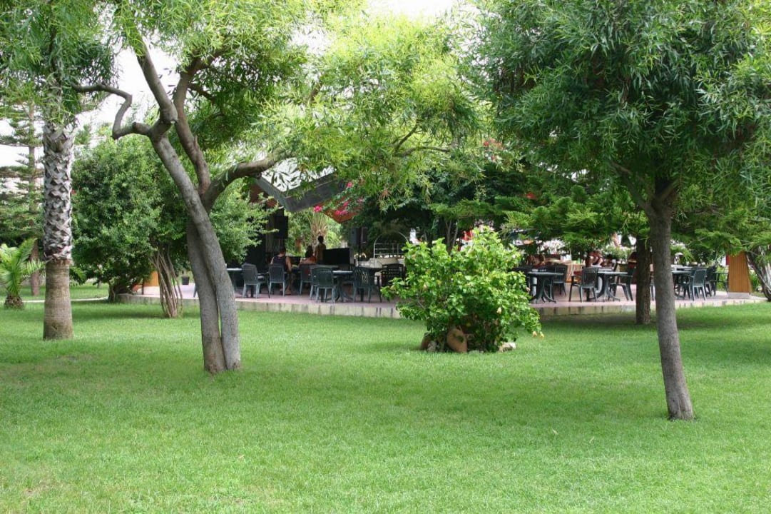 Hotel Nerton Side - Gartenanlage Nerton Hotel - Erwachsenenhotel ab 16 Jahren