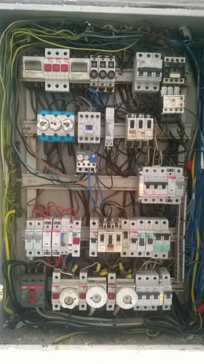 Pooltoiletten, sehr gefährlich....Tür steht offen! allsun Hotel Carolina Mare