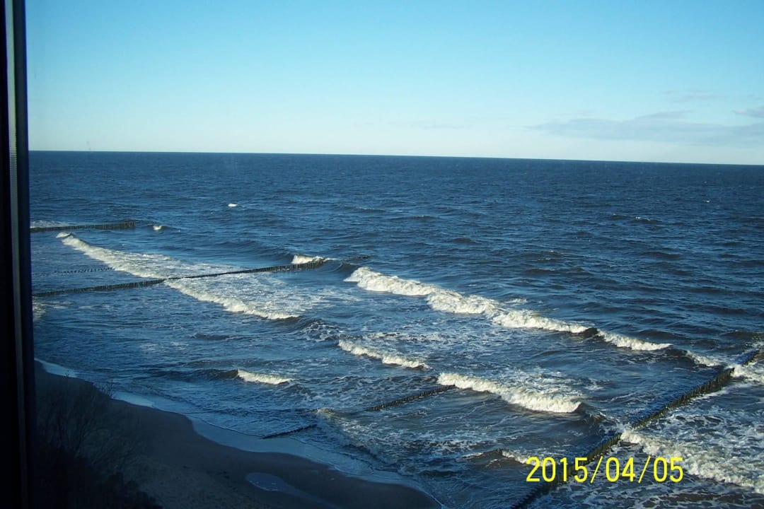 Bałtyk - z pokoju  Boulevard Ustronie Morskie by Zdrojowa