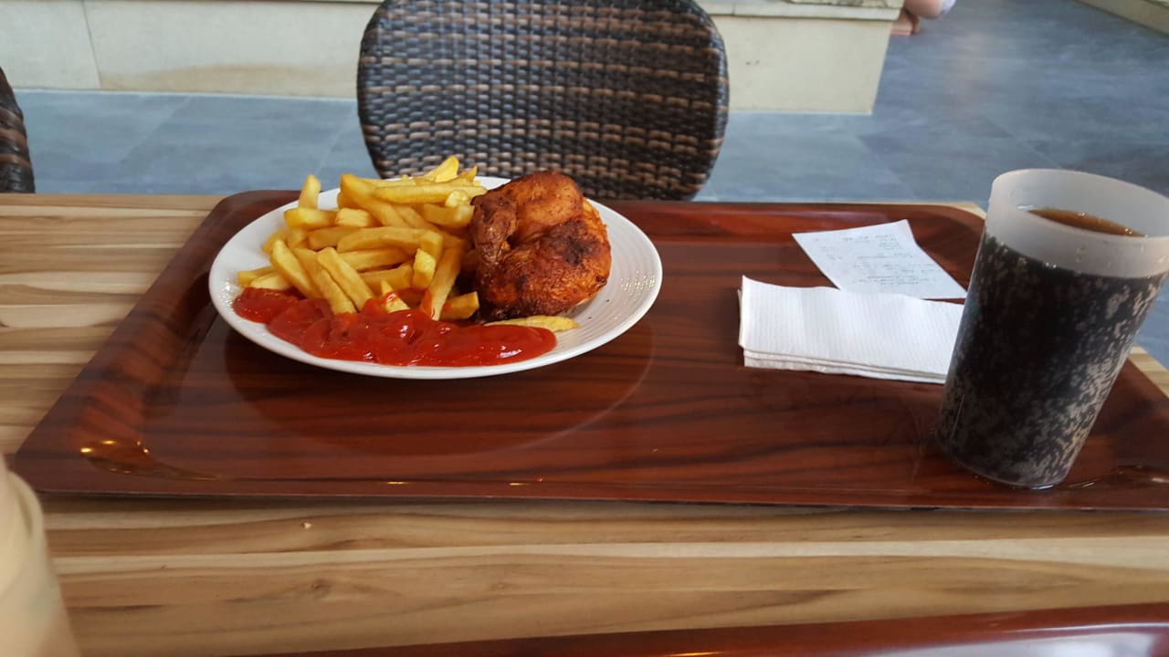 Aus dem Fastfood Imbiss Tropical Islands Resort - Campingplatz