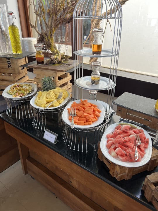 Gastro Pandanus Beach Resort & Spa