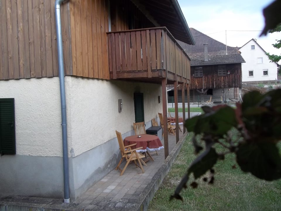 EinladendeSitzecken, auch für Raucher Ferienwohnung Im Mühlengarten