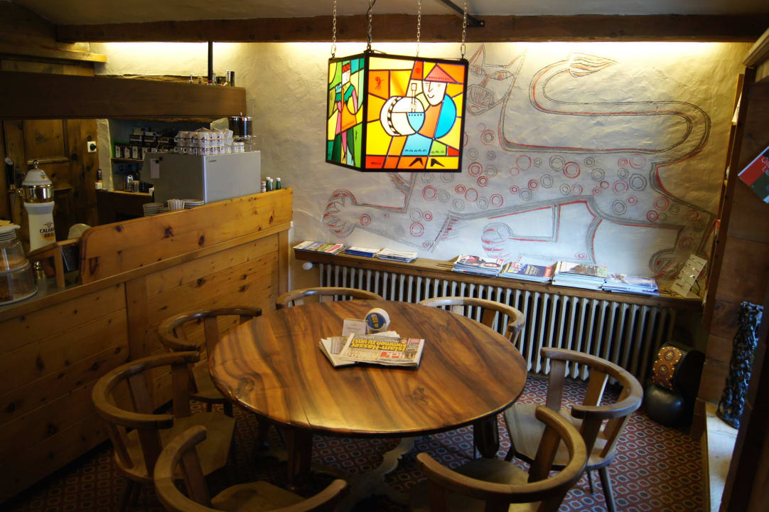 Restaurant - Stammtisch und Treffpunkt Hotel Weisses Kreuz