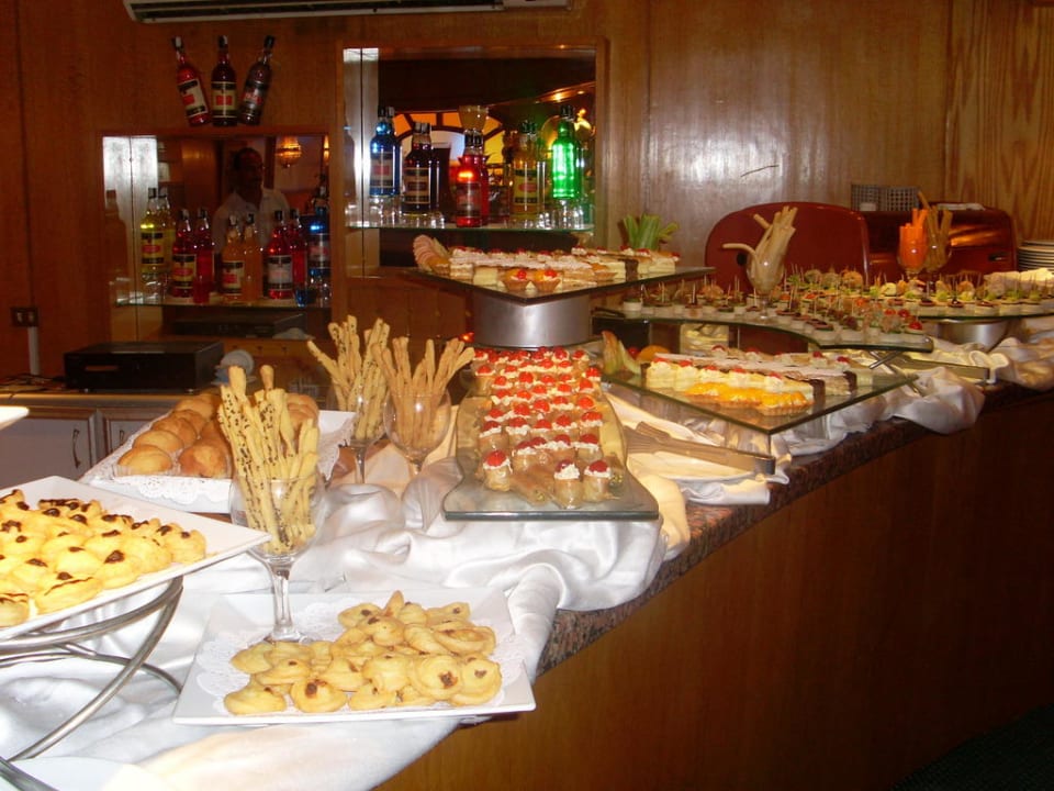 VIP Empfang in der Billiardbar Bel Air Azur Resort - Adults only