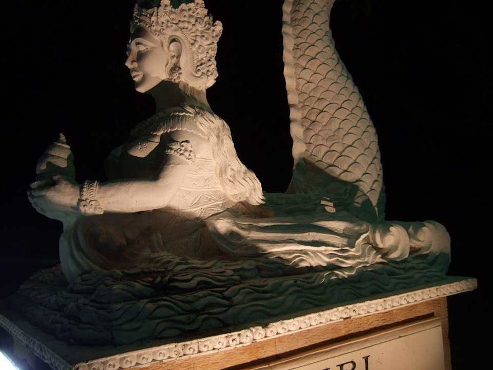 Das Puri bei Nacht Puri Santrian