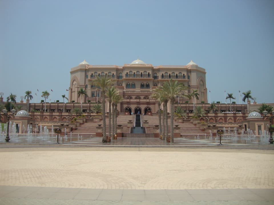 Außenansicht Emirates Palace Mandarin Oriental