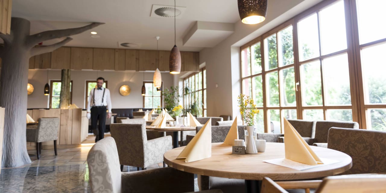 Auenwald ULRICHSHOF Nature · Family · Design