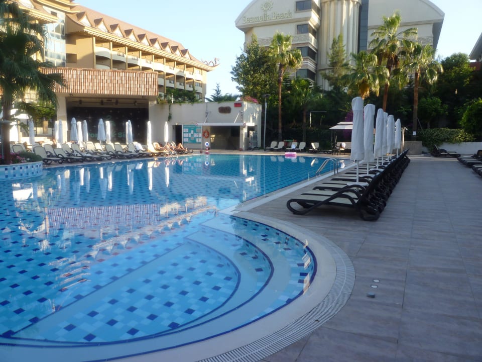 Schön u. sauber Port Side Resort Hotel
