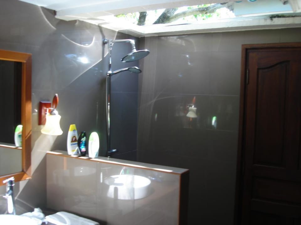 Bad Deluxe Zimmer Eri Maldives