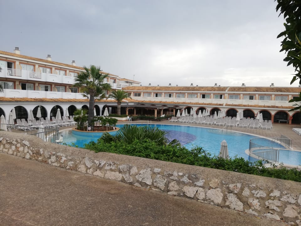 Pool blau punta reina