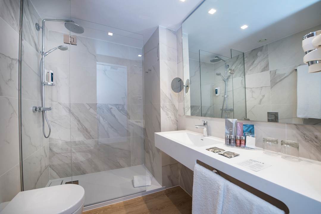 Zimmer Occidental Vigo