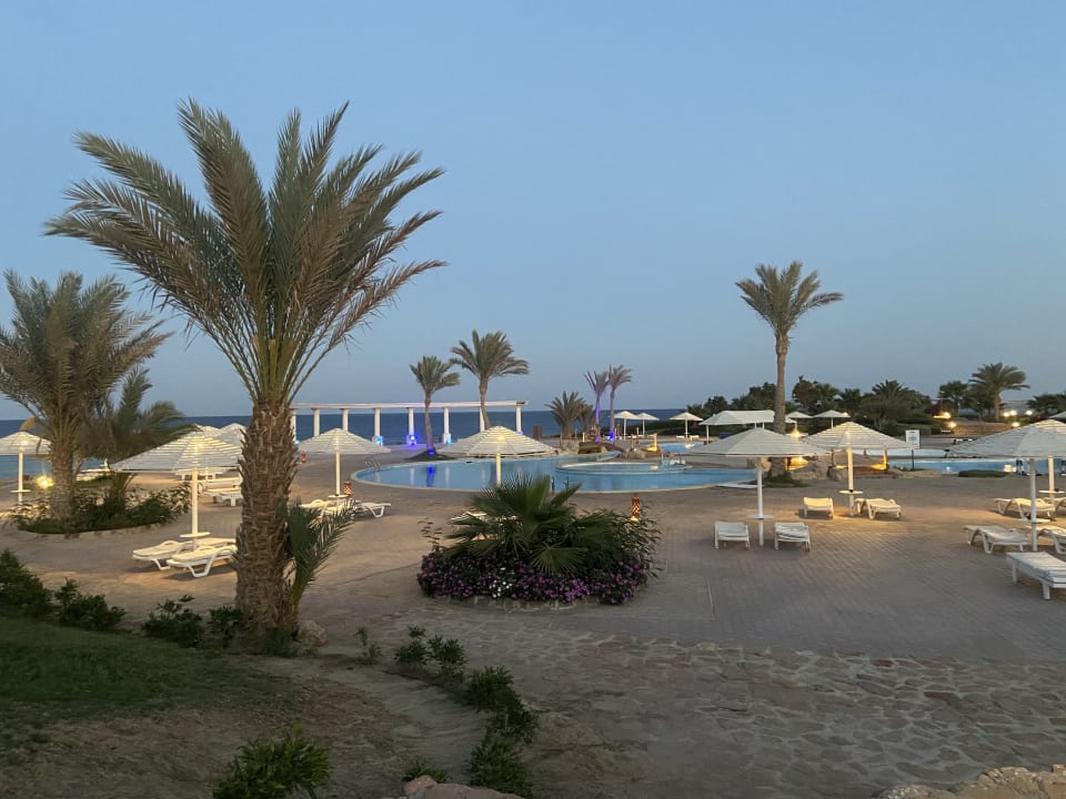 Pool Three Corners Equinox Beach Resort