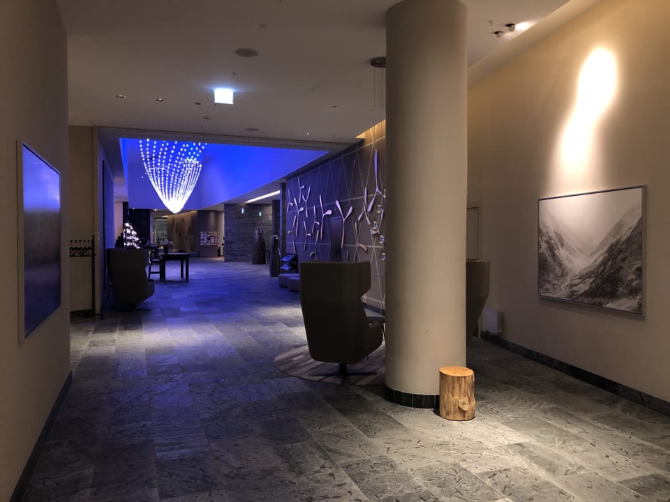 Lobby AlpenGold Hotel Davos