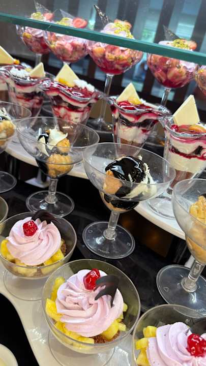 Gastro Seaden Corolla Hotel
