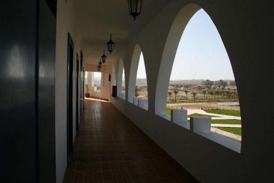 Gang Three Corners Equinox Beach Resort