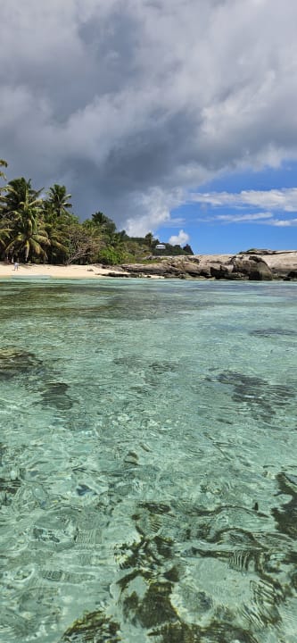 Strand DoubleTree by Hilton Seychelles - Allamanda Resort and Spa