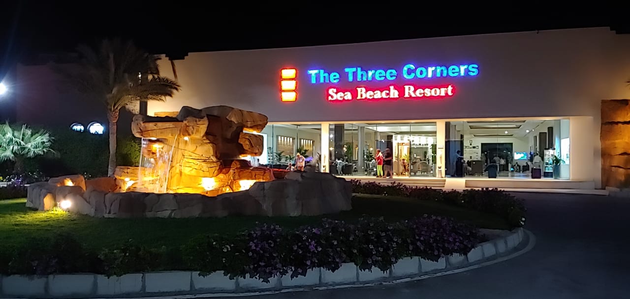 Außenansicht Three Corners Sea Beach Resort