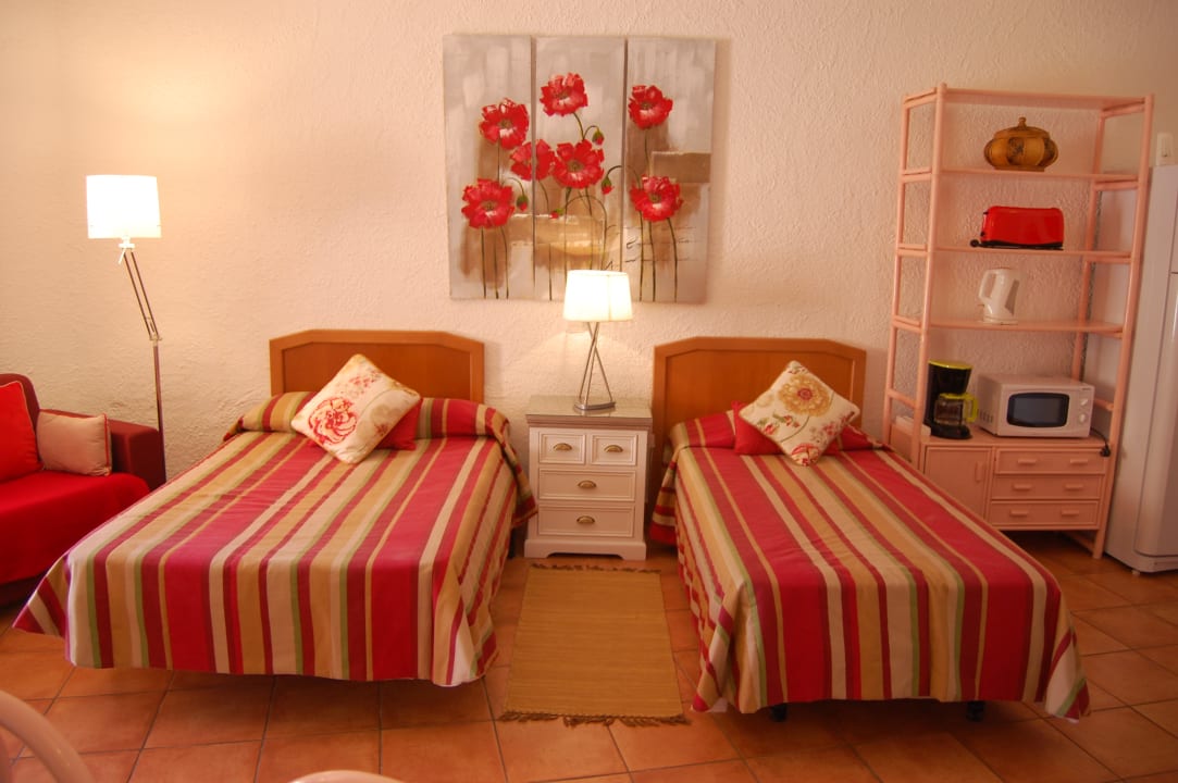 Zimmer Apartments Canavial I & II