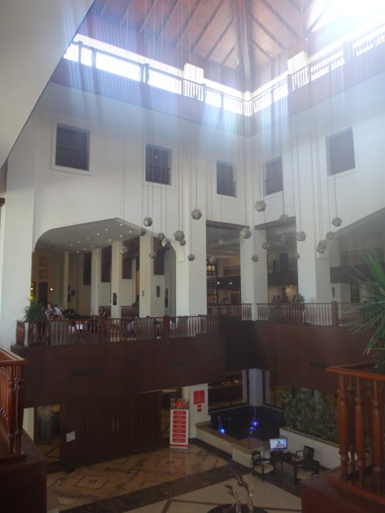 Lobby Steigenberger Aqua Magic