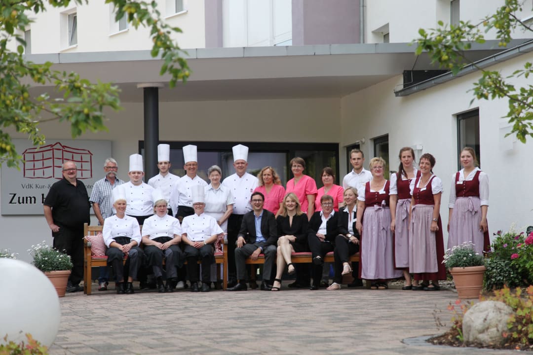 Teamfoto 2016 Hotel zum Hallenberg