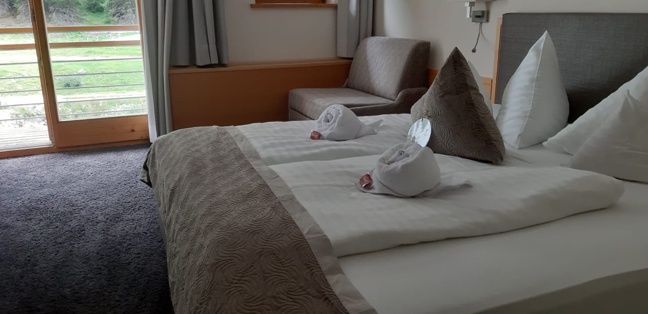 Zimmer Hotel Vier Jahreszeiten