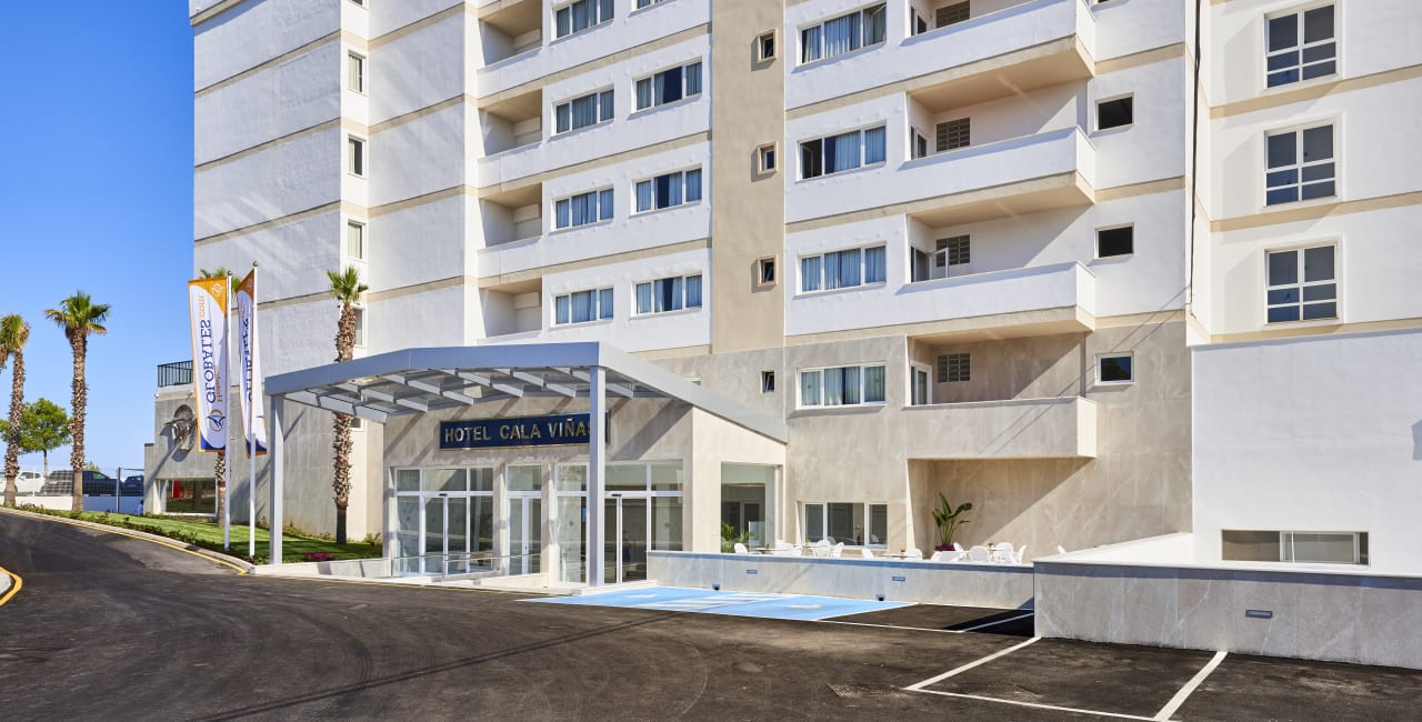 Lobby Globales  Cala Viñas - Adults only