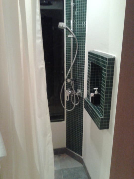 Dusche sehr groß Lima Bella Resort