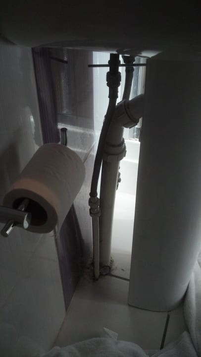 Unter dem Waschbecken Hotel Euro Lodge Clapham